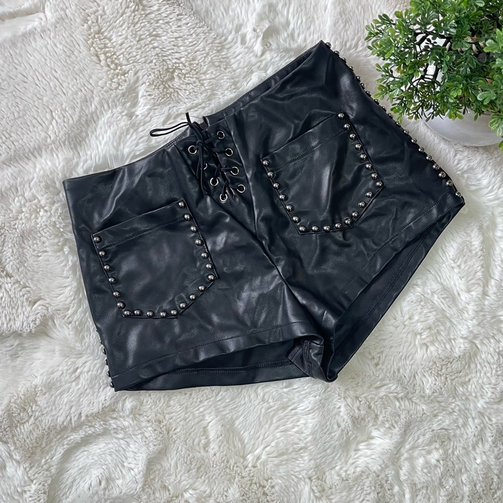 Ecote Women’s Billie Faux Leather Studded Micro Shorts – Size XS